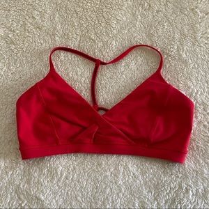 BNWOT LULULEMON BRA SIZE 6